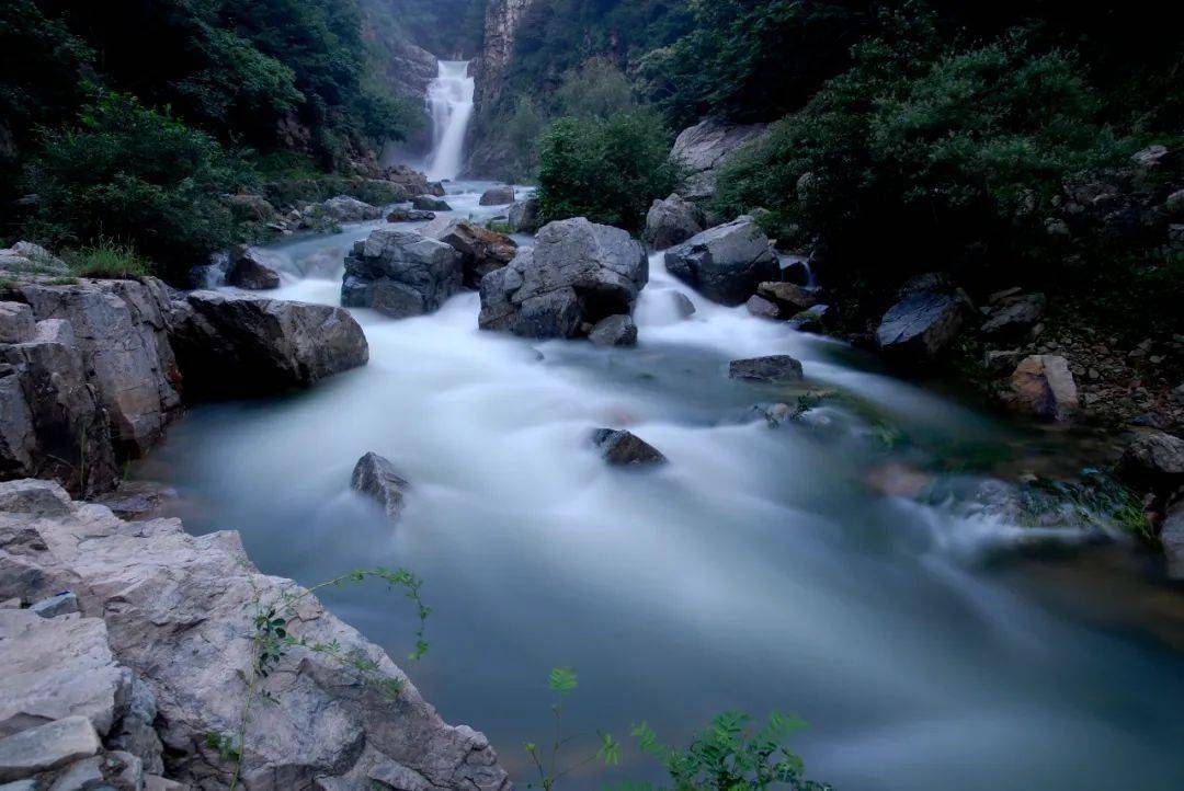 龙潭大峡谷—孙膑书院打卡点:玻璃栈道,龙王庙,雪练飞瀑,地泉