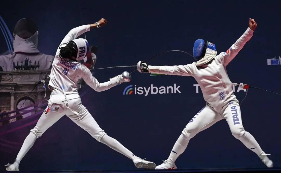 2023 米兰世界击剑锦标赛当地时间昨天(25 日)进行了女子重剑个人和