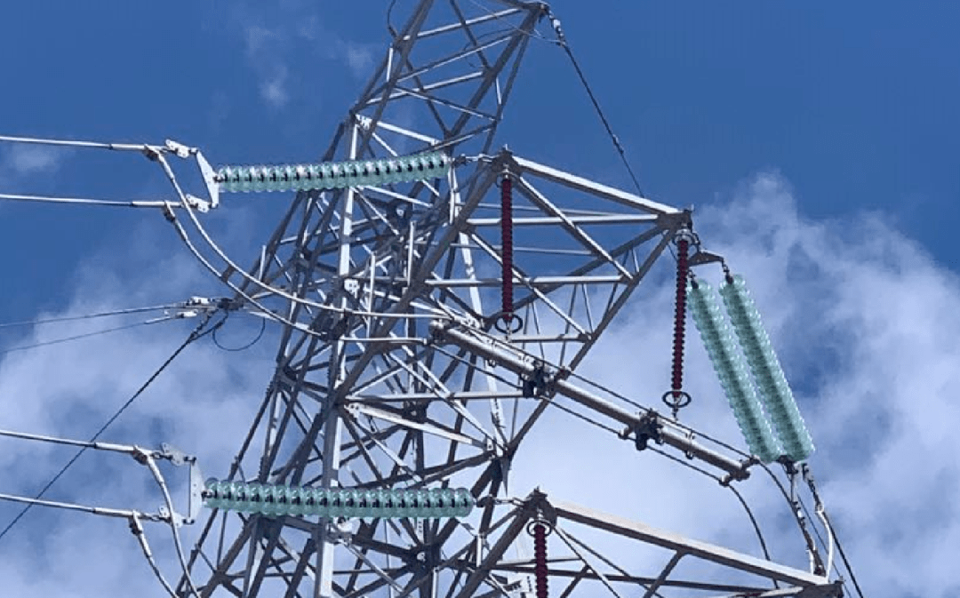 跳线串的秘密_杆塔_安全距离_风偏