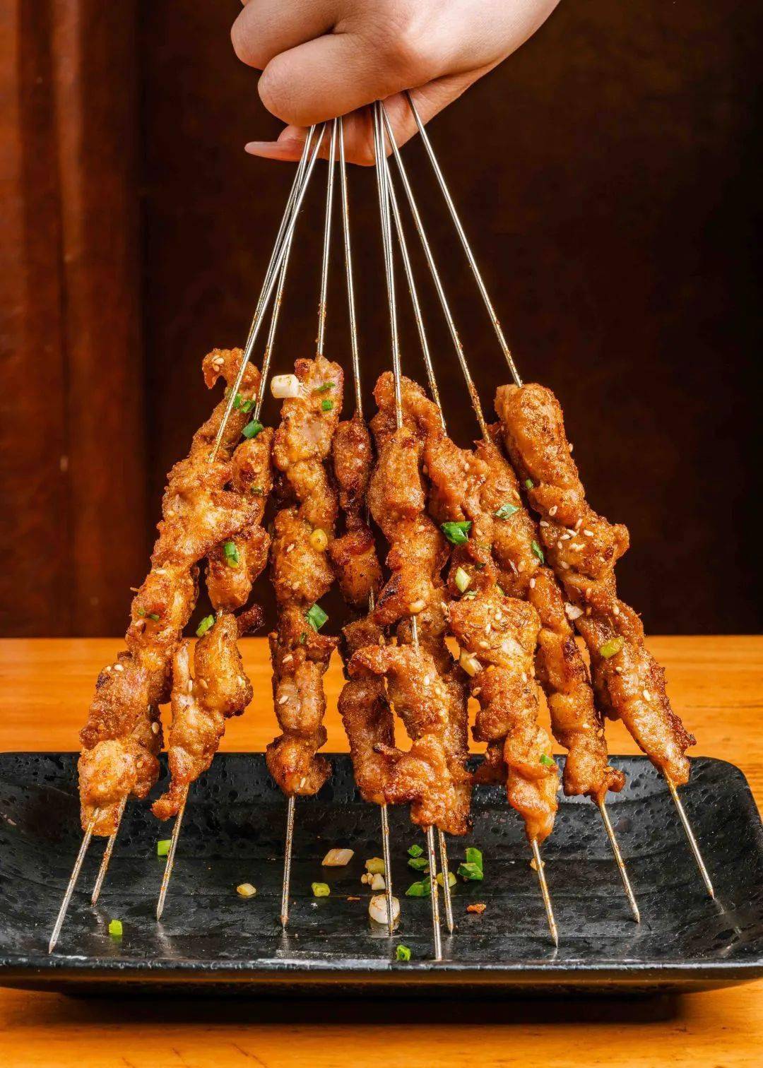 汉口丨洪山【老五烧烤】 新鲜味正,撩爆味蕾 ?烤瘦肉 烤肉筋 爆汁烤鸡