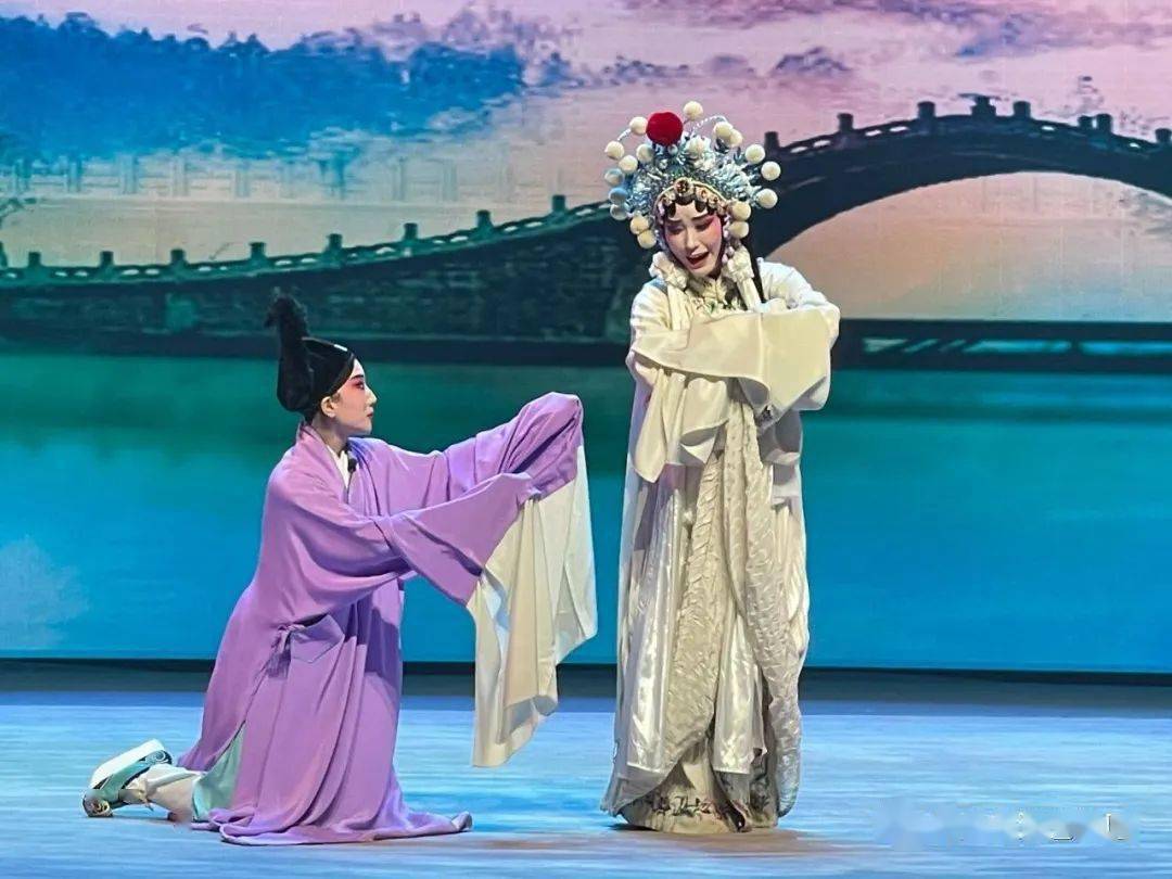 【文旅新闻】沿着黄河遇见海——青海平弦戏再次绽放江北水城_戏曲