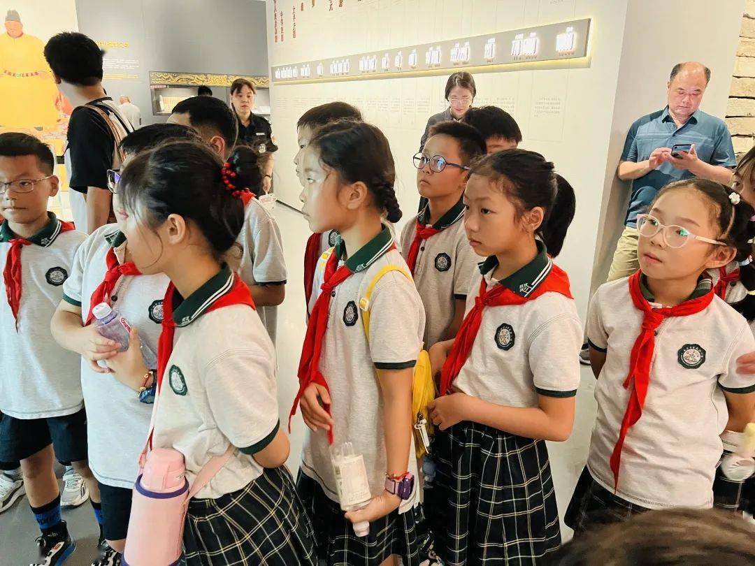 【红领巾寻访新闻报道】走进南京城墙博物馆里了解旷古烁今的南京城墙