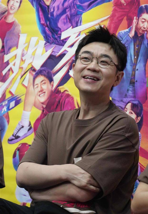 专访《热烈》导演大鹏:他和王一博的"命运齿轮"转动起来了_电影_黄渤