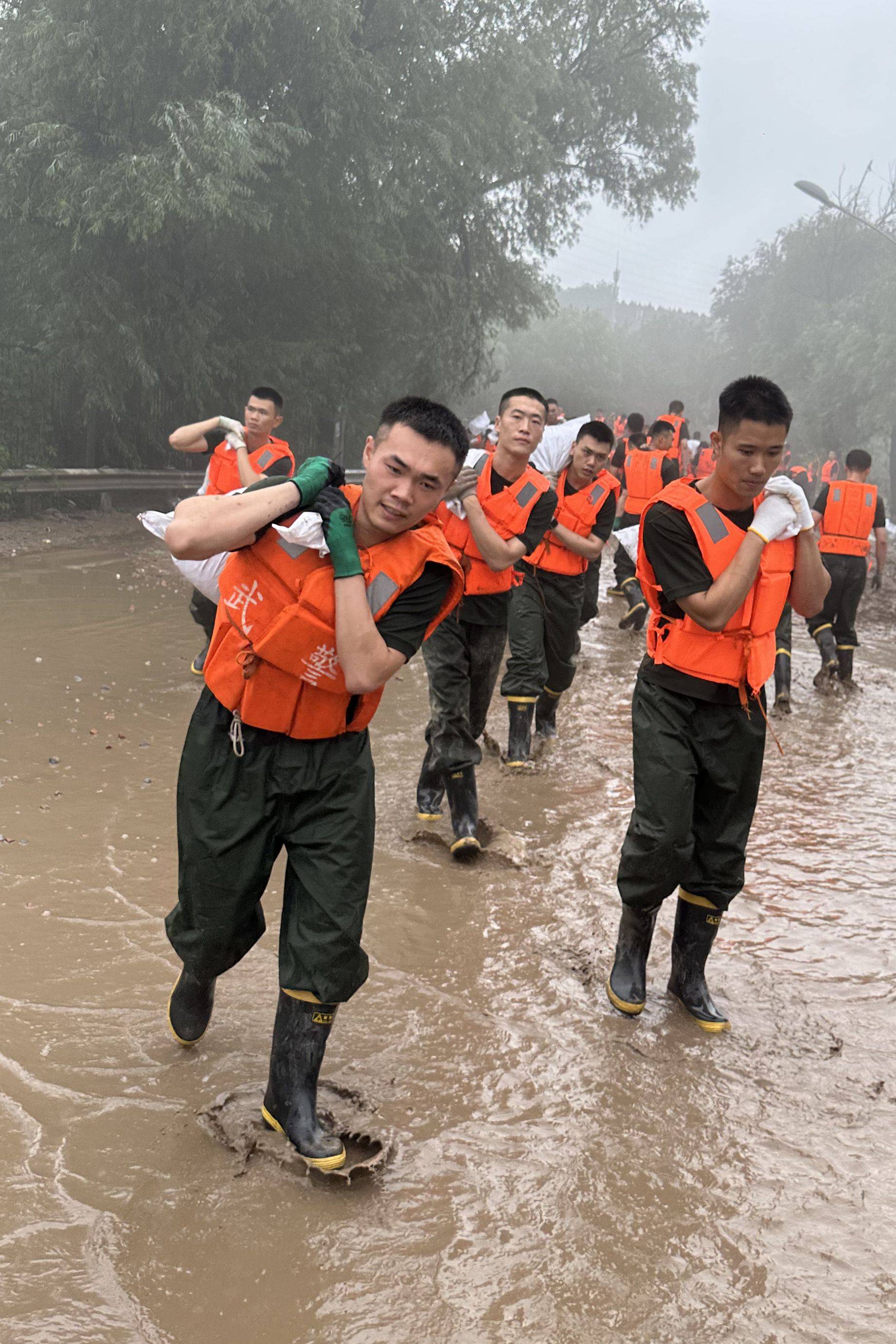 已转移5万余人,陆军直升机空投救援,直击北京暴雨救援现场_影响_永定