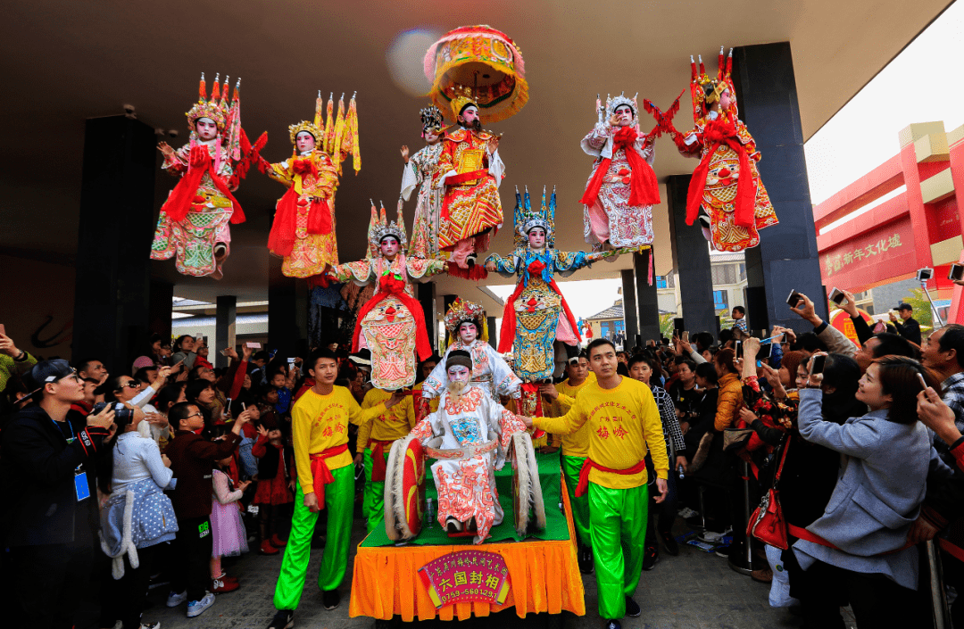 开放时间为早上10时至下午5时周末无休赶快邀上你的小伙伴来湛江文化