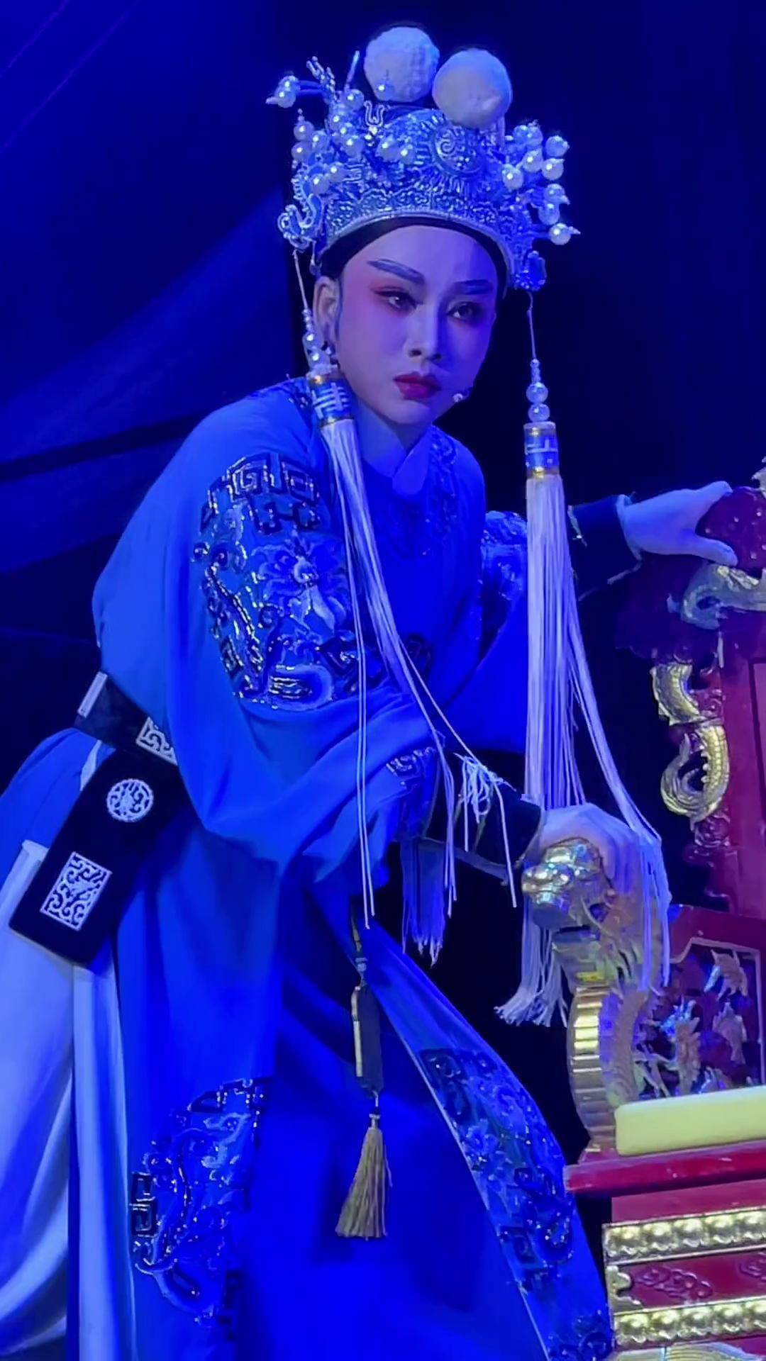熊莲芬台州椒江越艺越剧团 《新狸猫换太子》忠肝义胆的陈琳公公来了