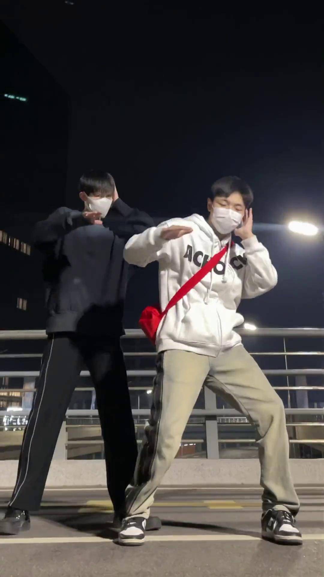 fyp dou来跳舞 阿森同学