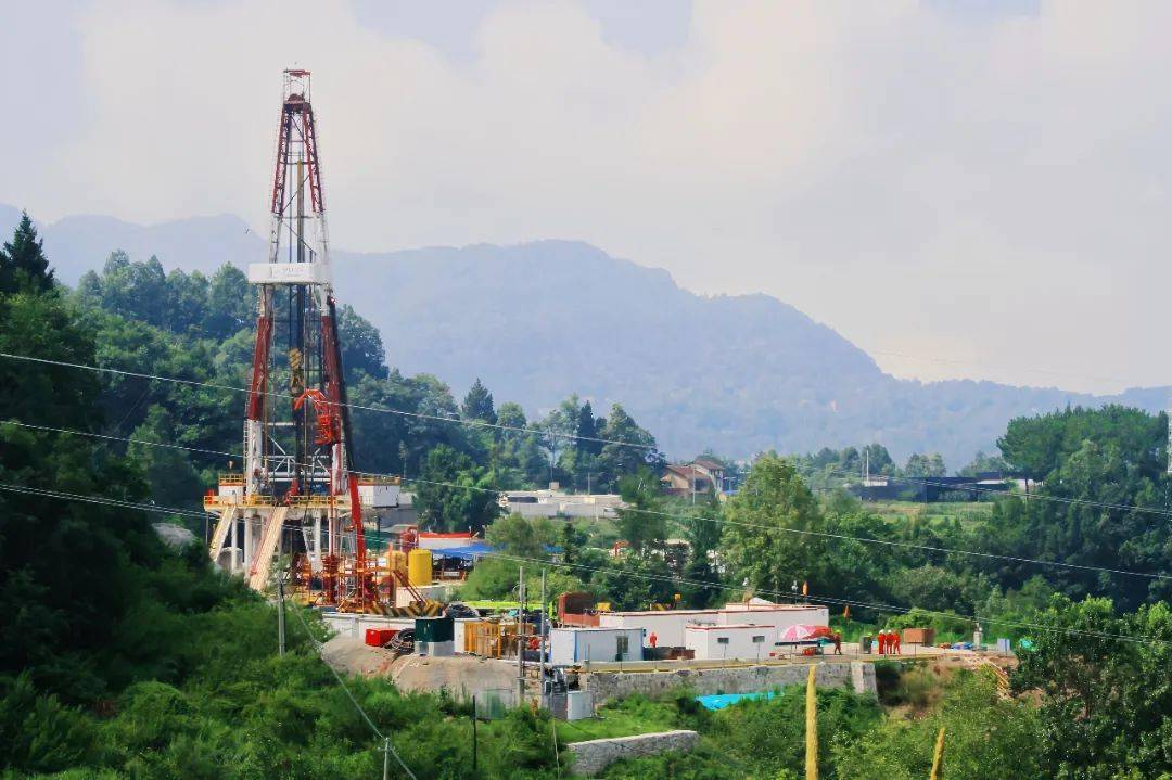 普光气田首座"井工厂"平台顺利投产_模式_运行_周期