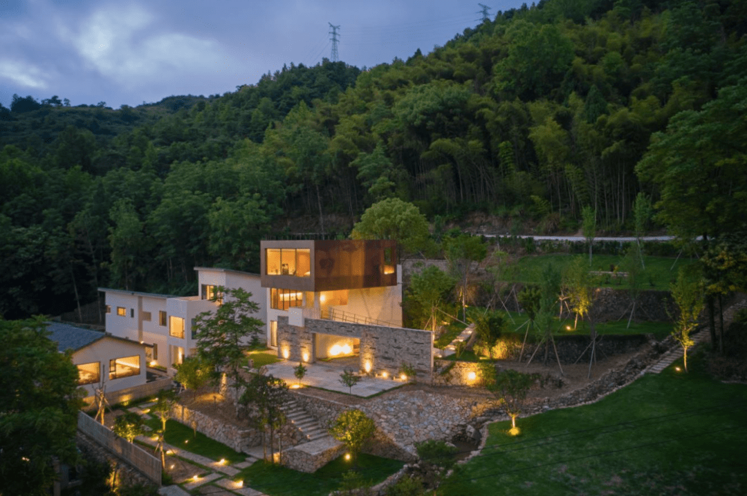 甏蚣馓鼐×5大"型格民宿",从大热玩水圣地神仙居淡竹,到糯叽叽临海