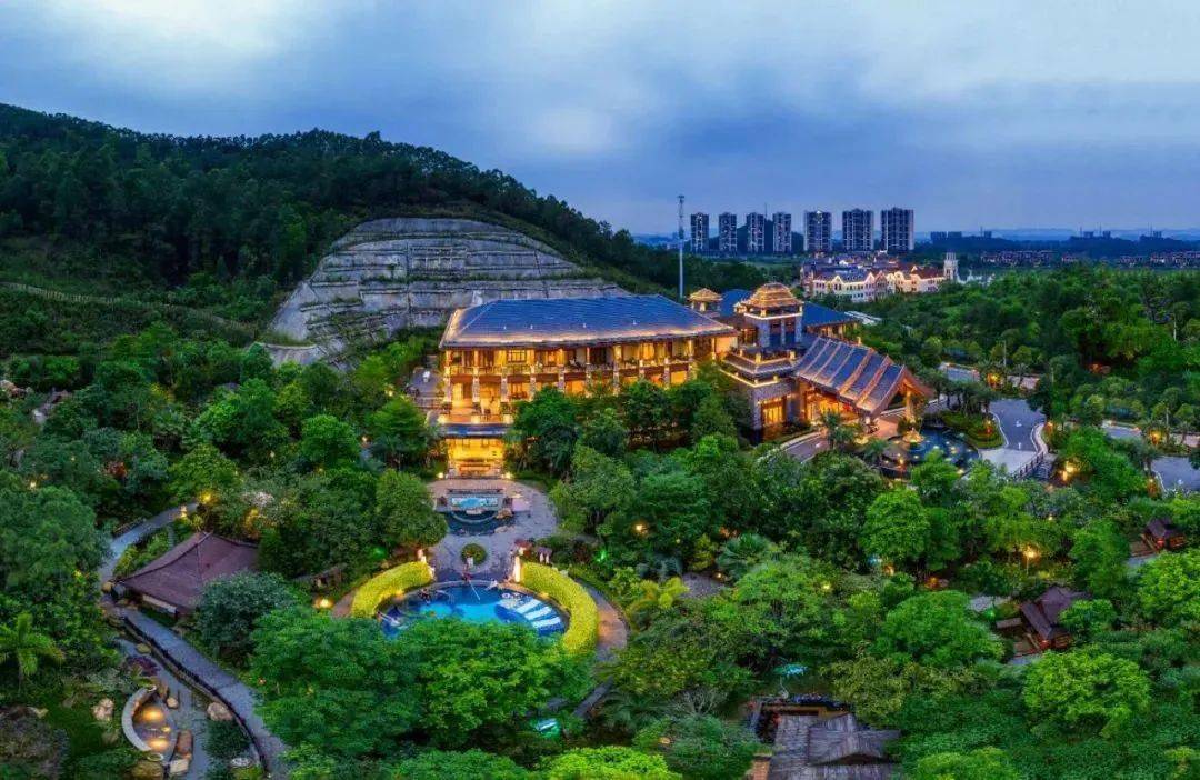 一价全包,高明美的鹭湖酒店山景房2大2小套餐, 自助早餐 自助晚餐