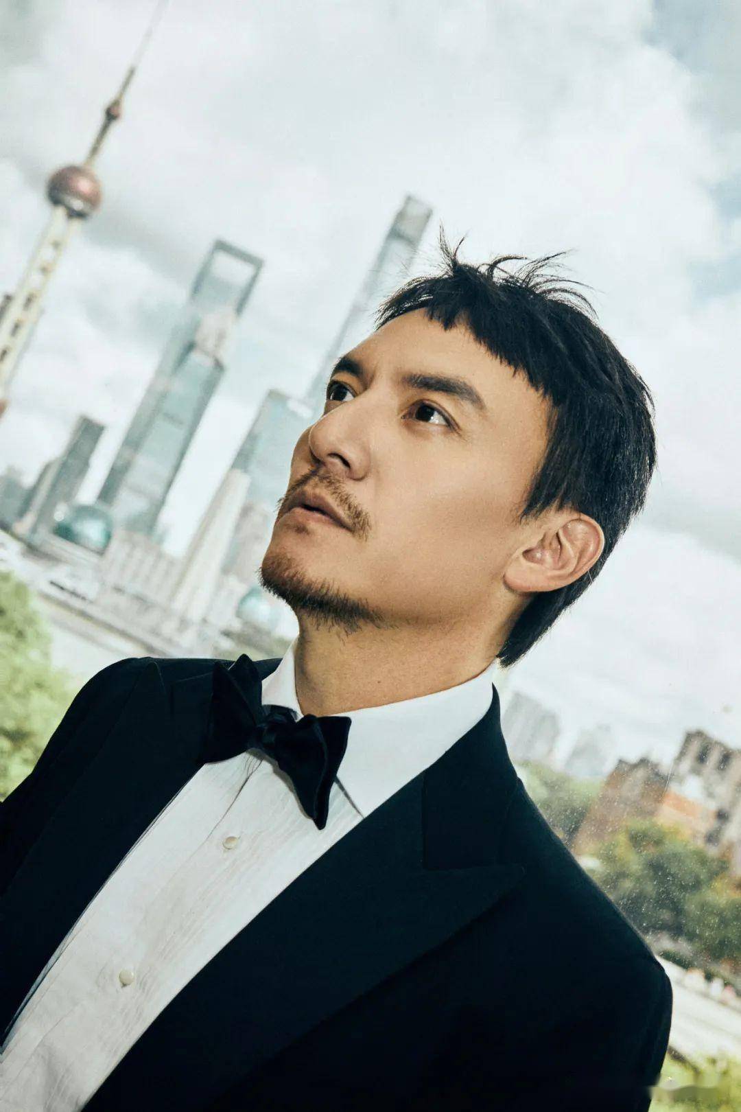 影帝张震《睿士ellemen》封面大片,优雅型男赏心悦目_造型_领结_西装