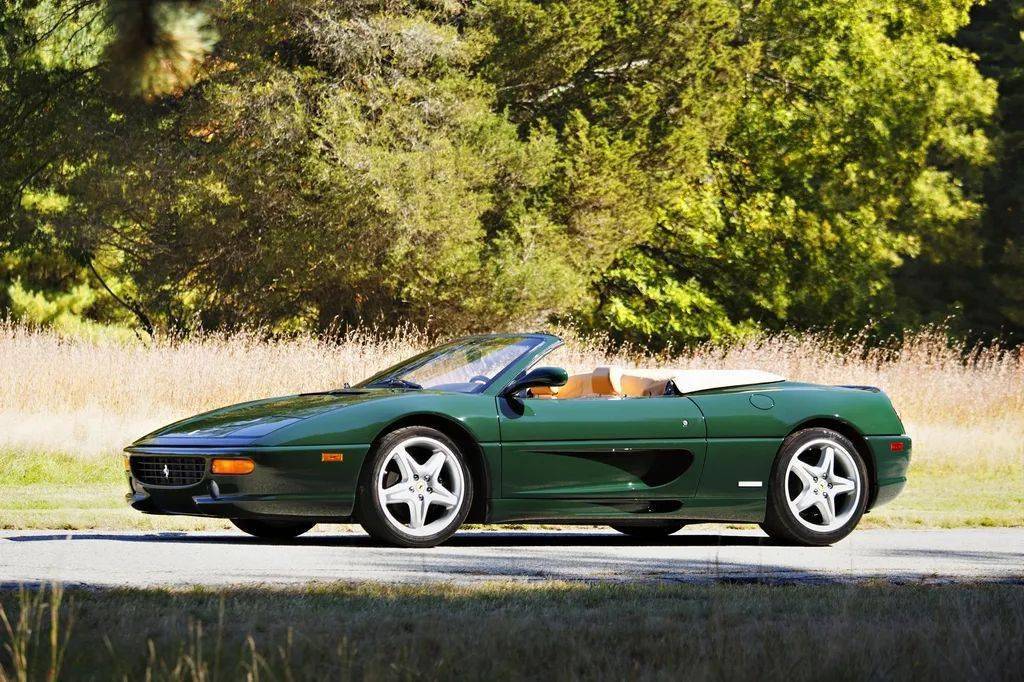 凭着稳定的输出和正版授权,tlv的法拉利系列一直不愁卖!