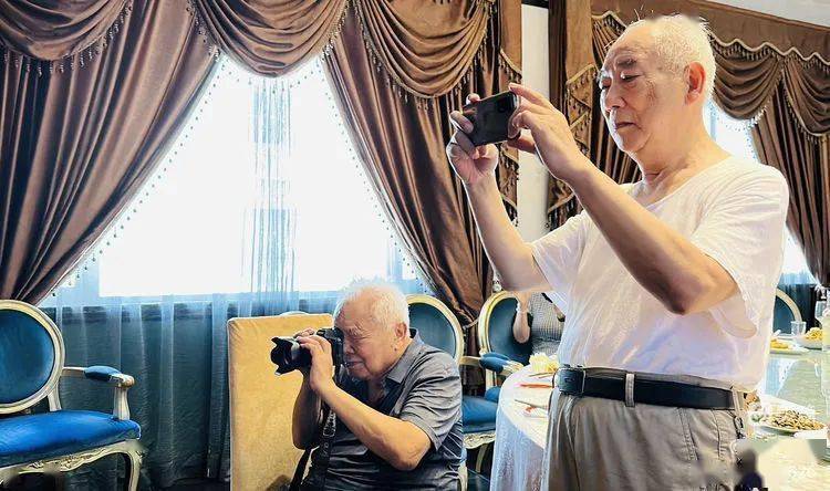 祝贺81岁影友林秀君女士生日快乐_摄影_洛阳_生活