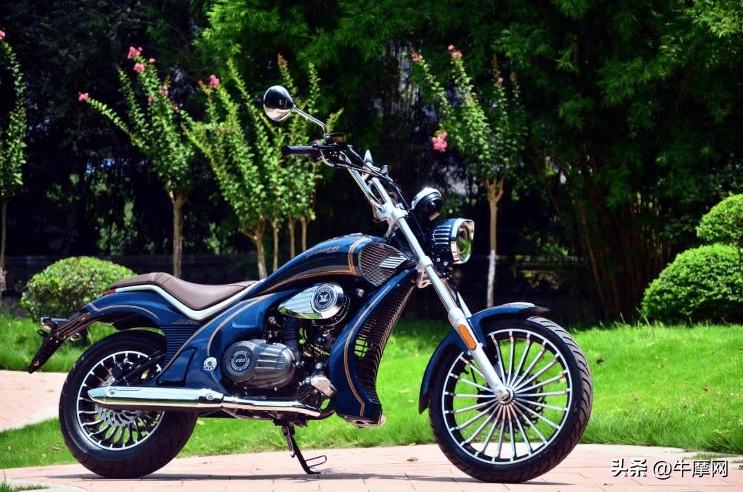 结 语宗申优米是一辆打破常规的全新两轮物种,即便是在国内摩托车行业