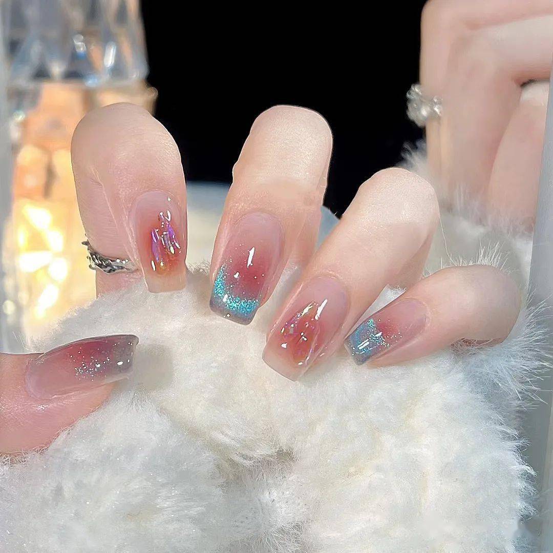 2023仙女极光钻爆闪美甲,超显手白_款式_公众_高清