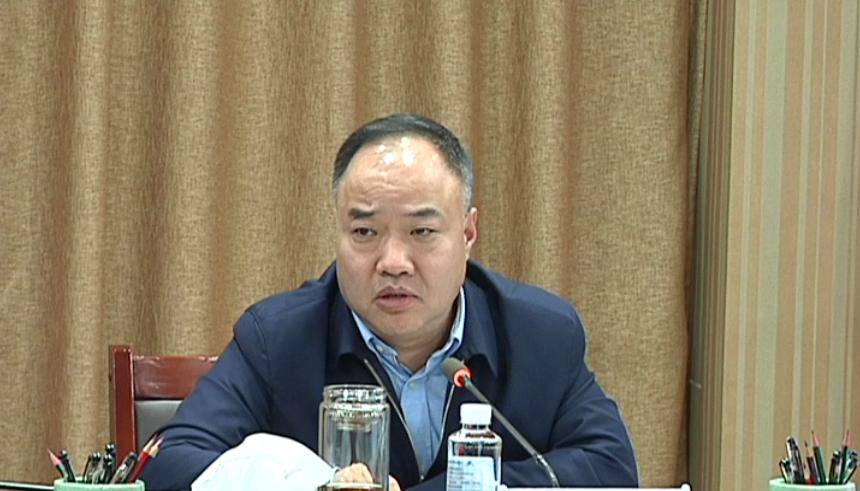 日前,市委书记杨爱国主持召开七届市委常委会第108次会议.