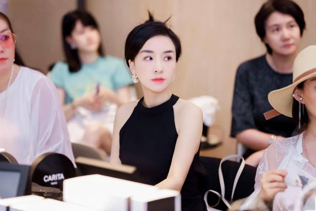 罗慧的美学热情催生了四家医疗美容机构 —— 北京焕星医疗美容诊所