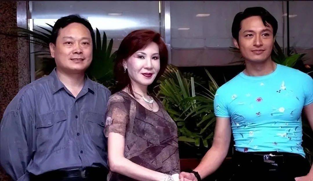 杨钧钧_古龙_小说