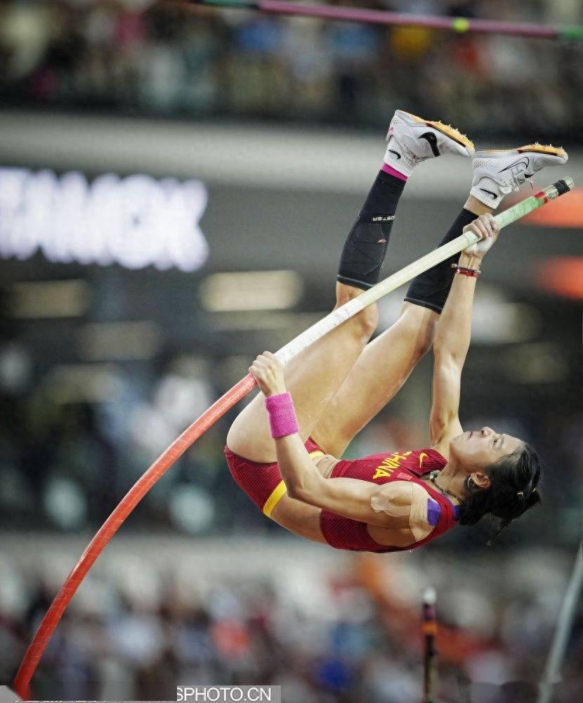 中国三将止步女子撑竿跳高资格赛