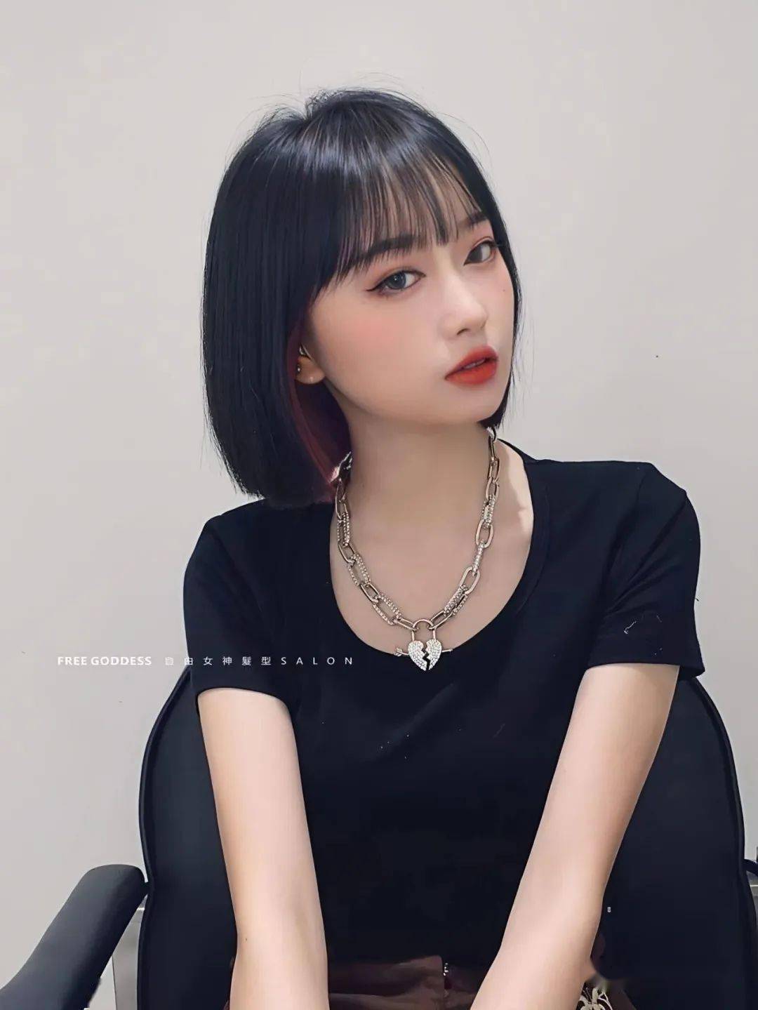 甜辣 挂耳染短发