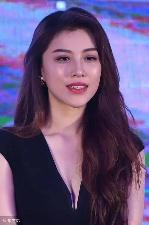 与刘翔离婚8年后，葛天终于说出“裤裆藏雷”的秘密：我身不由己