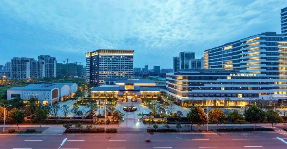 每日一城 | 泰康之家·徽园 遇见徽派享老桃花源_建筑_中心_长辈