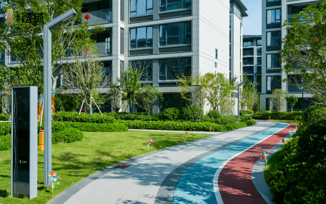 03交付盛启 满意至上在星尚禧樾的交付过程中,各个环节都体现了星尚人