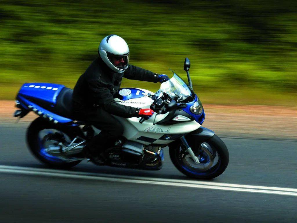 最运动的拳击手——bmw r1100s boxercup replica_搜狐汽车_搜狐网