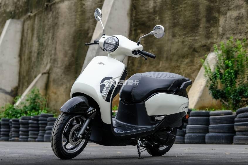 个性的最佳展示 熊猫色本田ns125la实拍_搜狐汽车_搜狐网