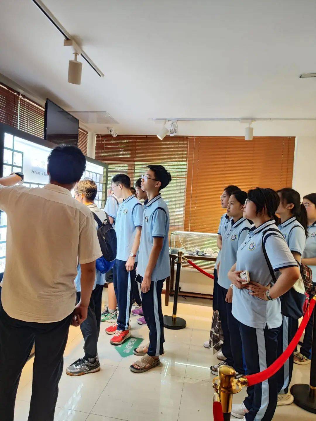 【五三61研学实践】探秘地质之光——青岛五十三中学2021级6班研学