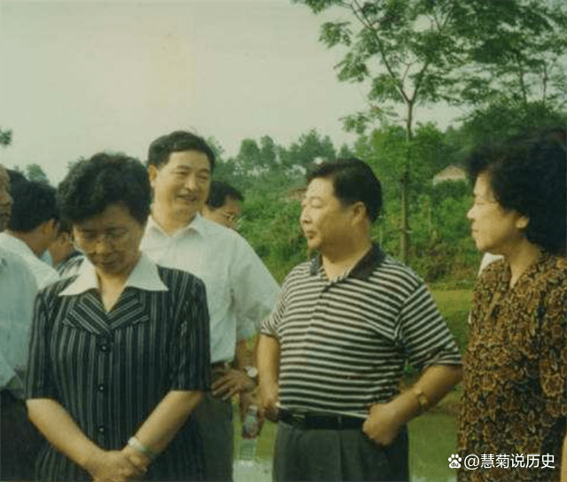 从北方到南方,从吉林到湖南,这是郑培民的人生轨迹,在湖南湘潭,郑培民