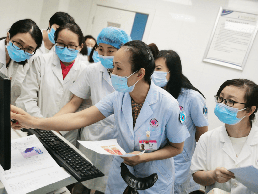 【喜报】宫颈疾病诊治中心主任杨君获评"重庆好医生"!_患者_科室_卫健