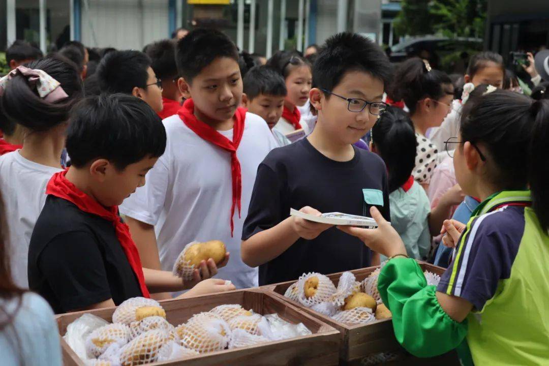 天长_小学_小朋友们