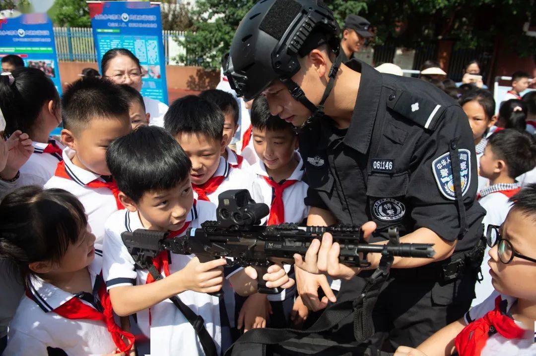 缤纷开学季 点亮童心梦泗县大路口镇大季小学上好开学第一课_教育