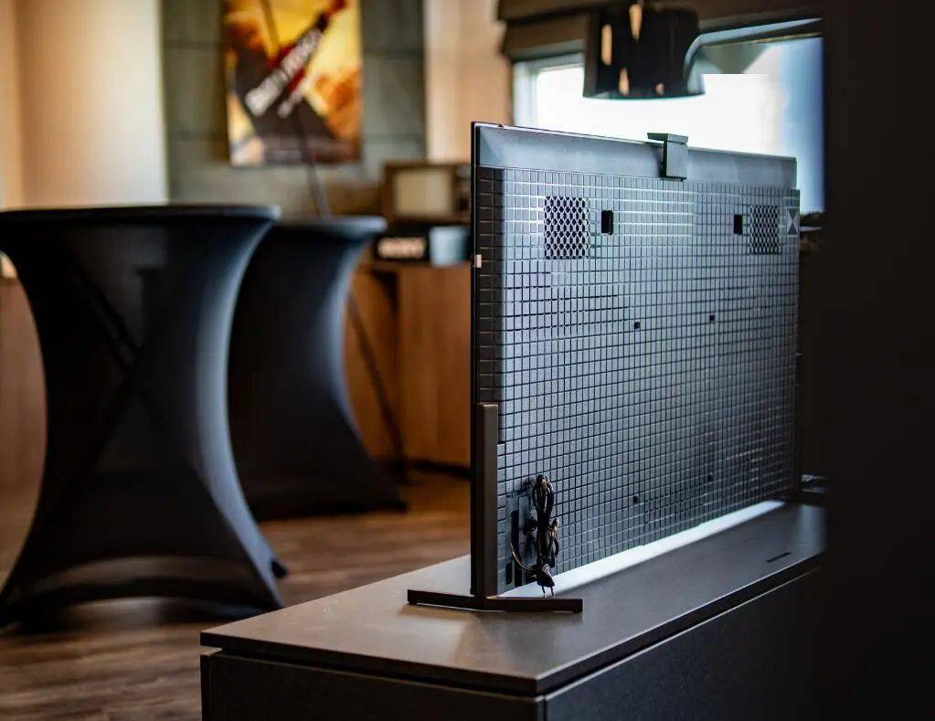 索尼2023电视机皇a95l上市价格来了!