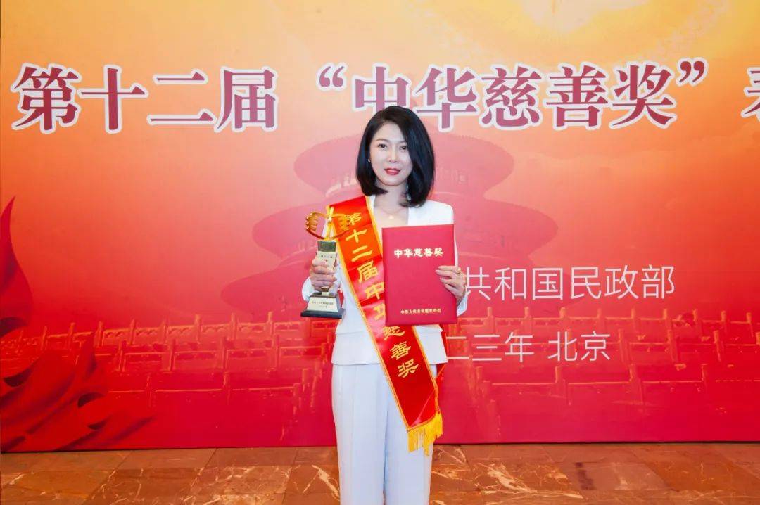 孔东梅:15年风雨公益路,爱是起源,也是一切的答案_教育_东润_基金会