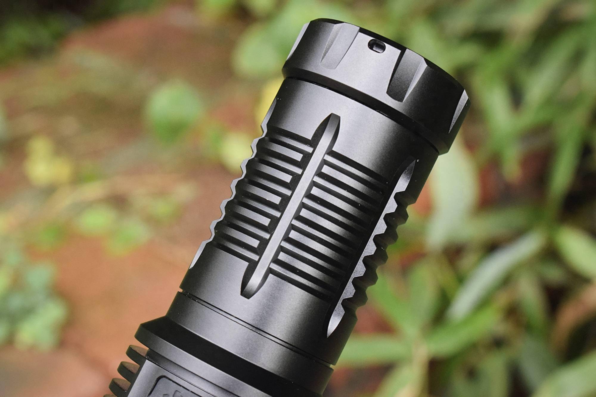 远泛兼顾的紧凑之作,sofirn索菲恩if30拨盘式强光手电体验_电池_充电