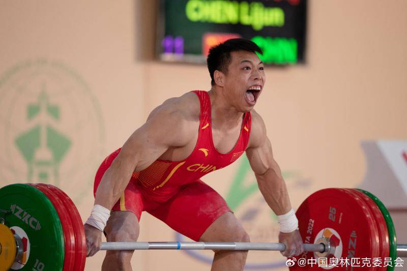 举重世锦赛|职业生涯首次!谌利军包揽男子67公斤级三金_比赛_挺举_亚运会