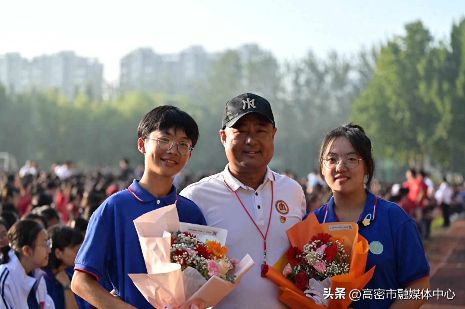 高密三中举行2023年秋季开学典礼暨教师节庆祝大会_发展_康成_科学