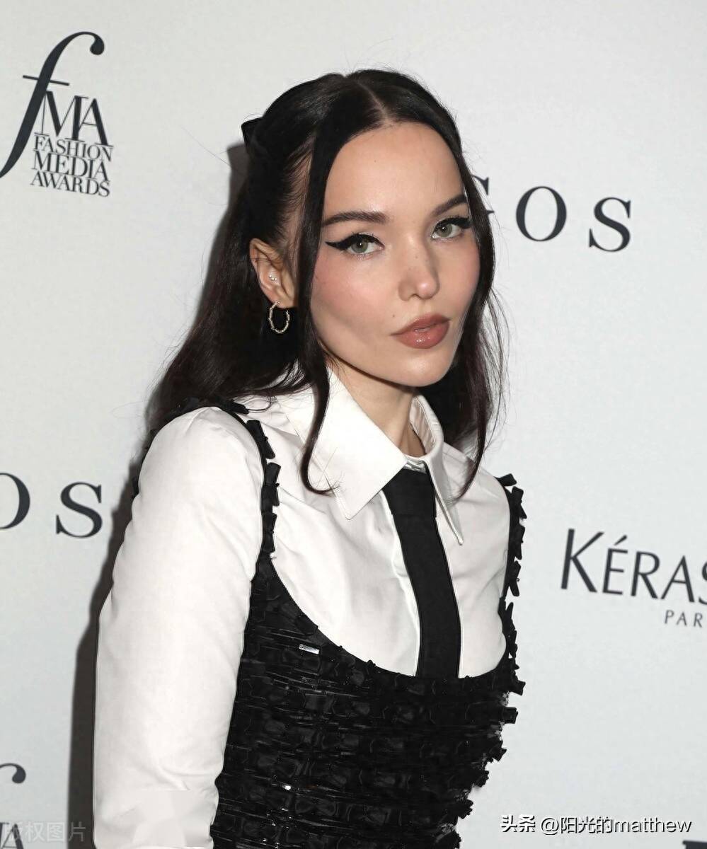 德芙-卡梅隆出席每日前排时尚媒体奖颁奖典礼_时间_美国纽约