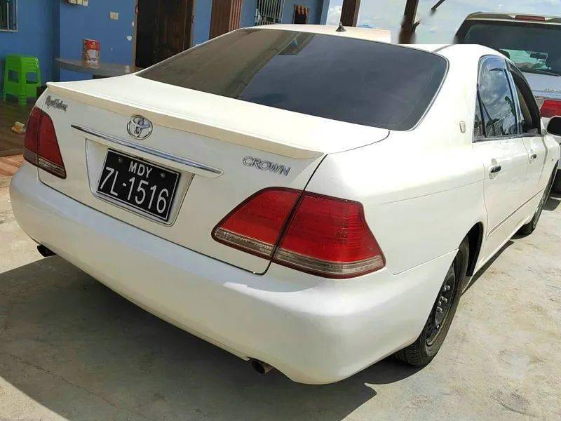 把皇冠当拖拉机开,缅甸的皇冠为啥这么多?难道是因为便宜吗?