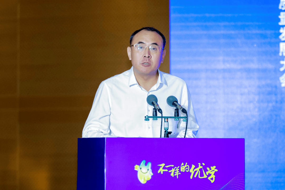 浑南区委书记闫占峰对全区教育下一步发展提出工作要求.