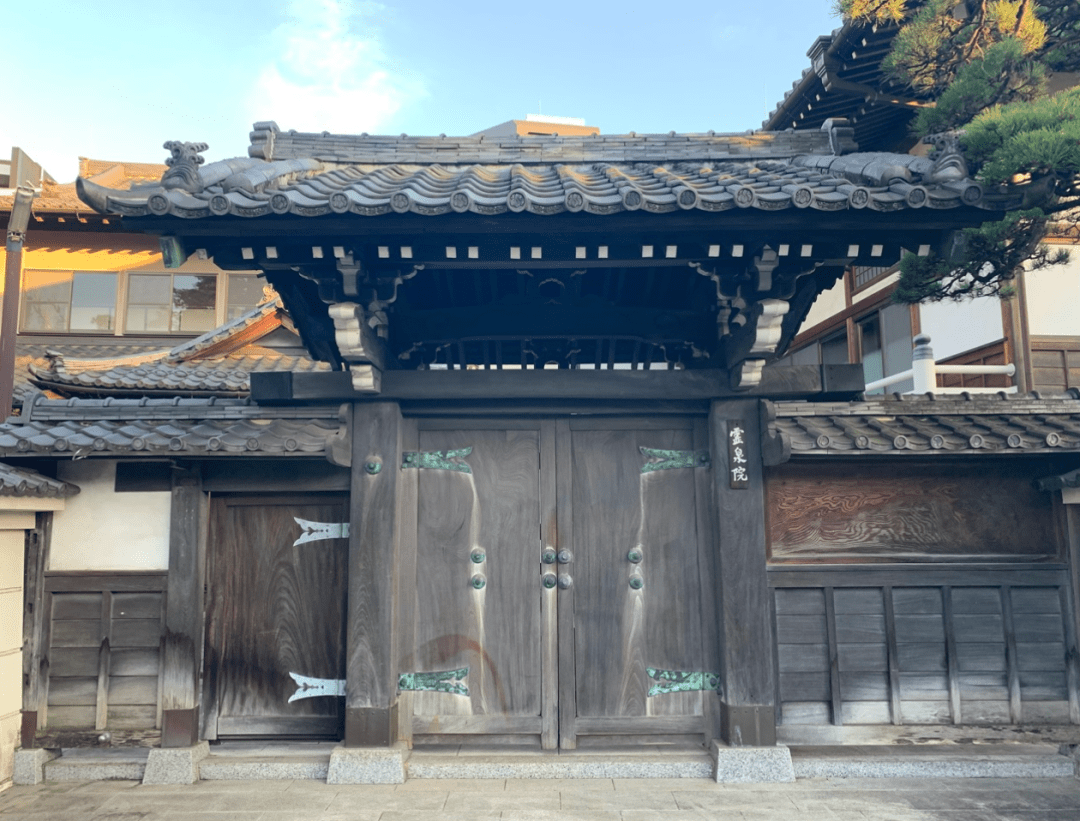 日本最有钱和尚疯狂炫富整容,为得到情妇不惜雇人陷害其丈夫…_寺庙