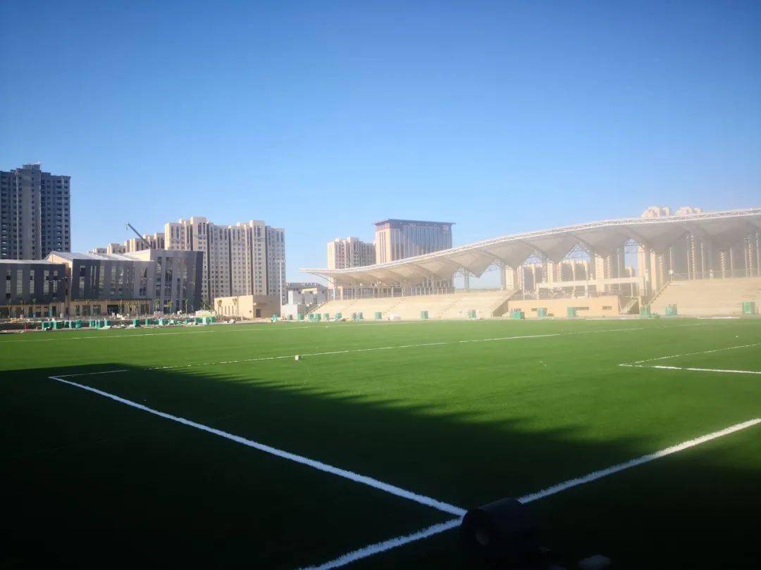 公司承建的乌鲁木齐市第一中学河马泉校区正式竣工交付
