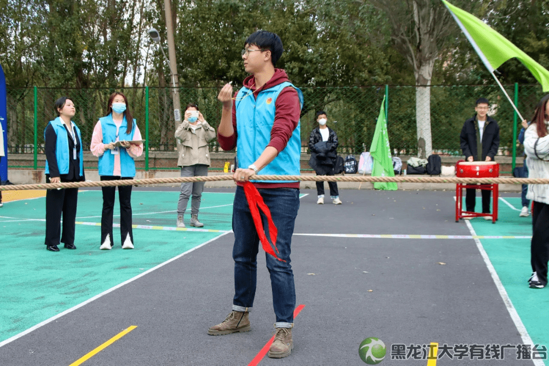 新生军训拔河比赛明日火热开赛!_青春_队伍_赛场