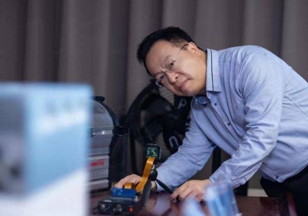 黄铁军:做全球顶尖的ai研发机构丨ai·20人