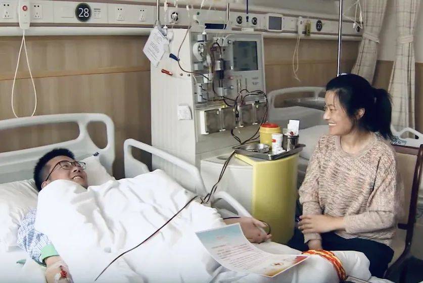 "我们支持!全家人都支持!