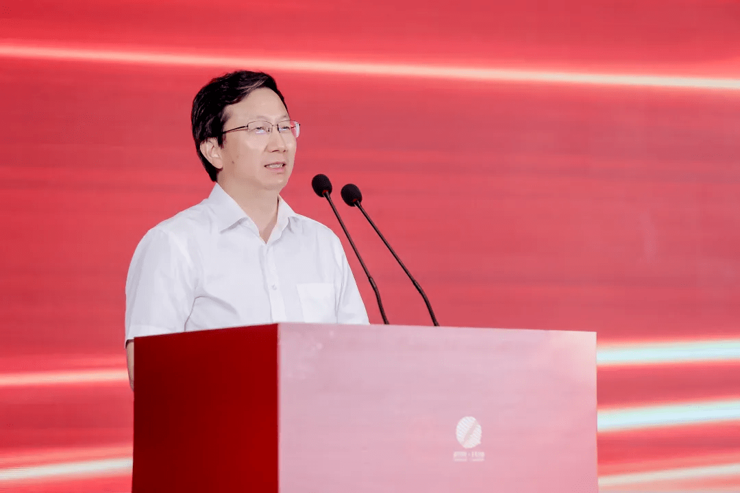 国际商学院与钱塘区综合保税区管理办公室结对签约 深化校地产教融合