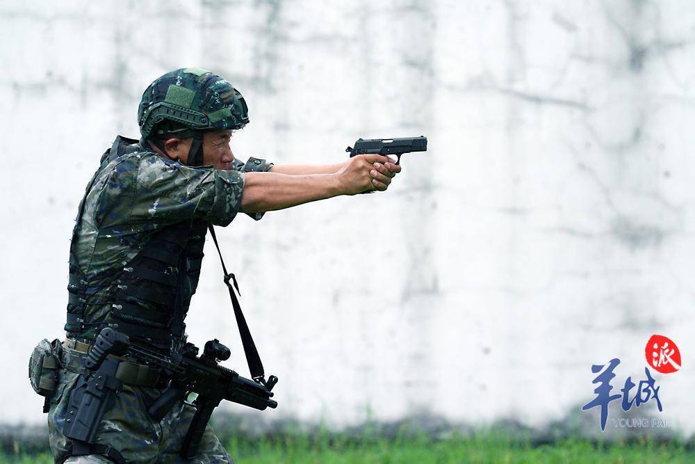 "枪王之王"梁启明:人枪合一,才能成为优秀的射手