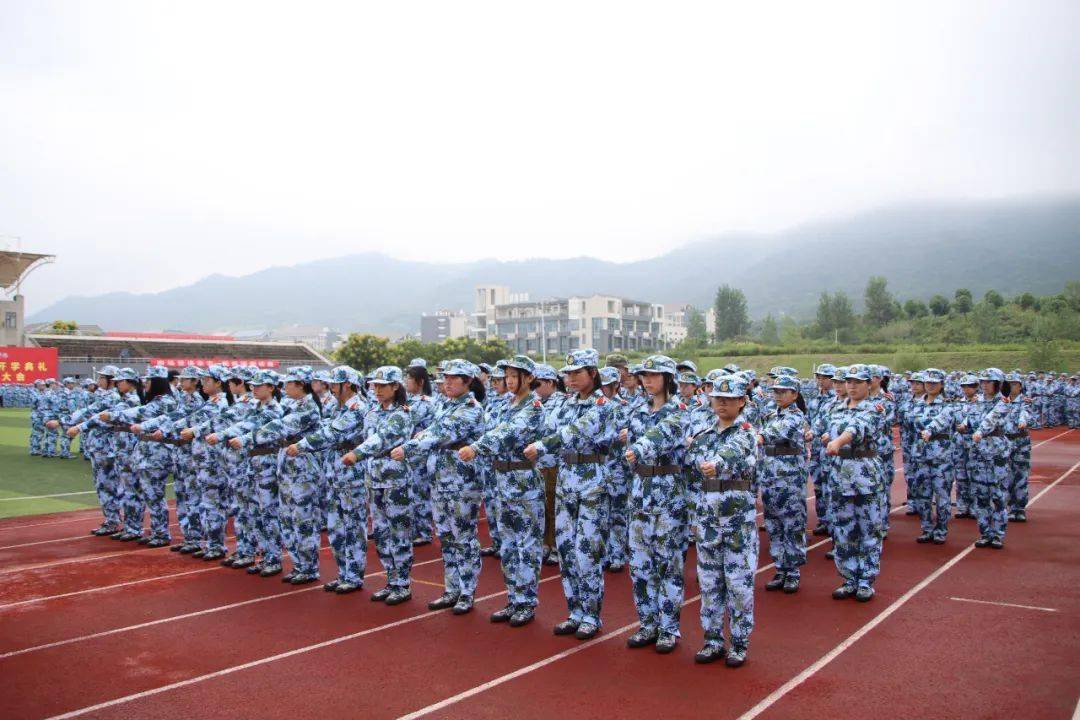 诸城繁华中学王建伟图片